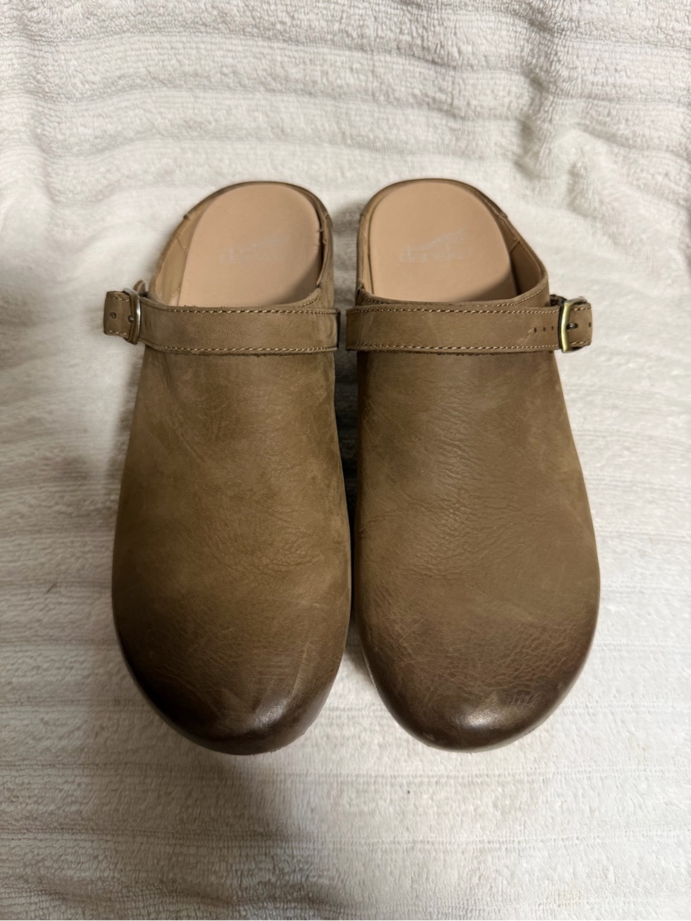 Dansko Berry Burnished Milled Leather Women Clogs Mules Brown Size 39 8.5-9
